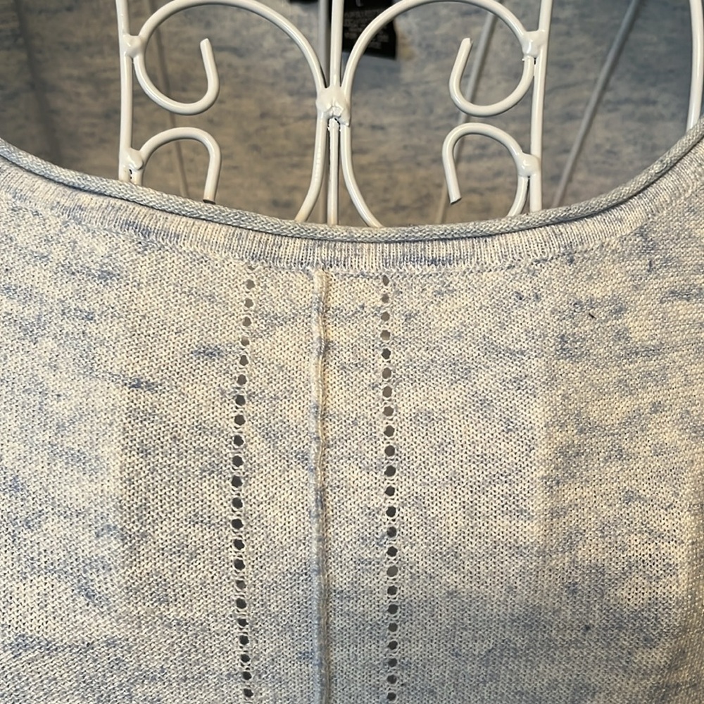 Sweater - Picture 2 of 3